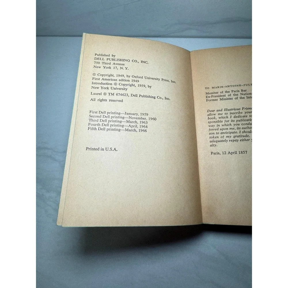 Madame‎ Bovary - Dell Laurel Edition 5th Printing 1966 Great Condition